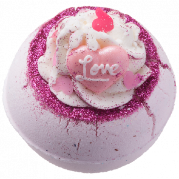 Bomb Cosmetics Fell in Love With a Swirl Bath Blaster 160 g Bomb Cosmetics Fell in Love With a Swirl Bath Blaster 160 g